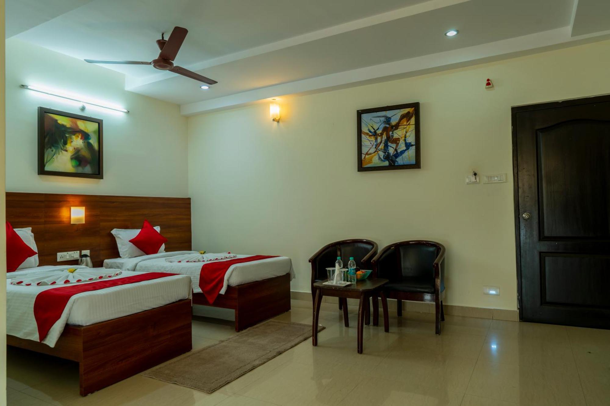 Hotel Krrish Inn - Ameerpet, Hyderabad Exterior photo